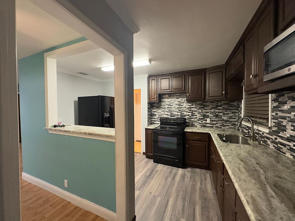 1st image of 1217 Shiels Dr