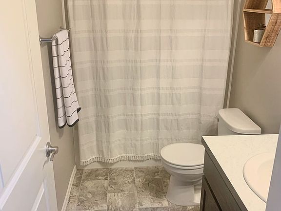 5th image of 1414 E Nen Dr