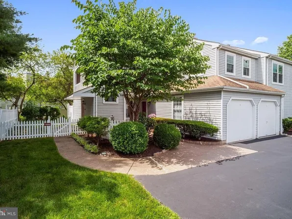 1659B Trellis Cir #B, Yardley, PA 19067