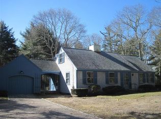 51 Leonard Rd, Osterville, MA 02655