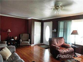 4th image of 820 N Christina Ave