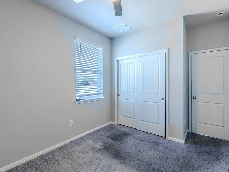225 Baum Dr — Photo 18