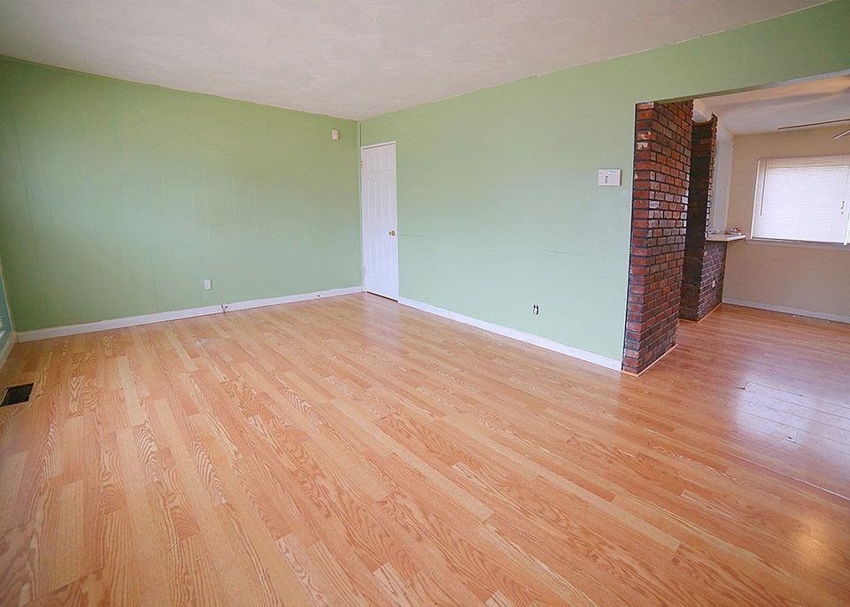 1st image of 1105 Bellarmine Ln