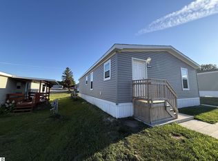 1114 Peachtree Ct, Mount Pleasant, MI 48858