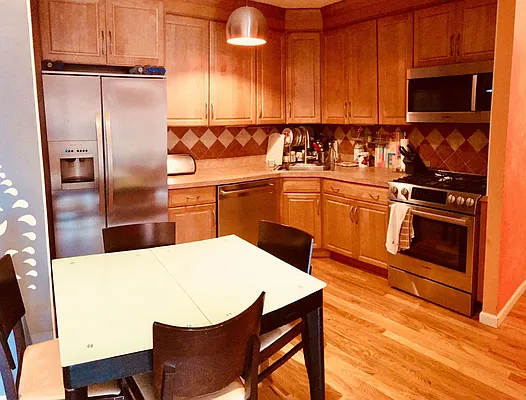 Rented by Top Nest Inc. | media 9
