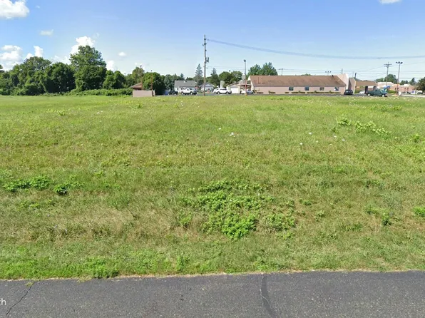 W 8th St, Erie, PA 16505