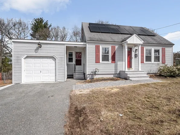8 Mount Auburn St, Lawrence, MA 01843