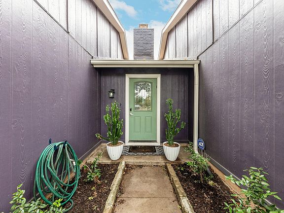 5th image of 11200 Blossom Bell Dr