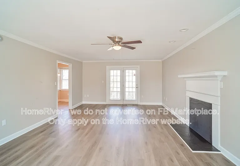 2155 Dave St — Photo 3
