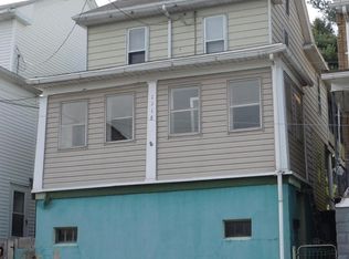 1118 Pulaski Ave, Coal Township, PA 17866