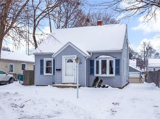 239 Mosley Rd, Rochester, NY 14616