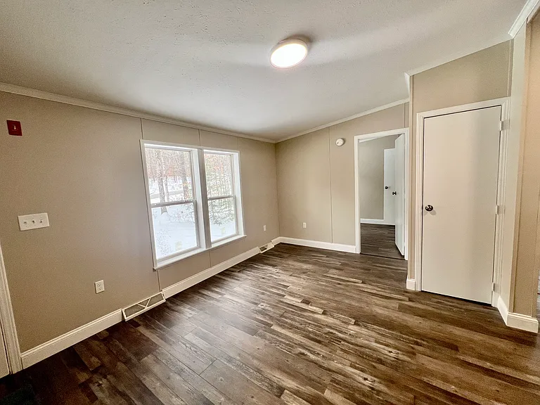 215 Brighton Hill Rd — Photo 6