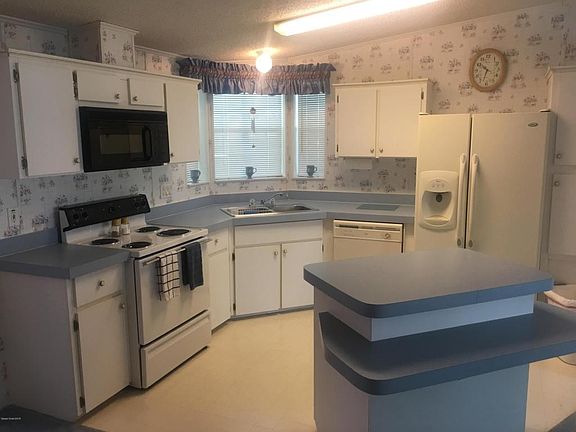 Kitchen Full View