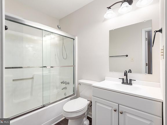 4th image of 10913 Kirtley Ln