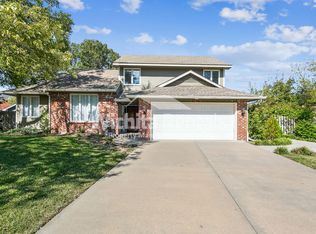 2226 S Linden Ct, Wichita, KS 67207