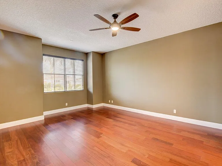 6669 Cobia Cir — Photo 36