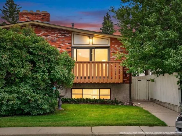 6407 N 34th Ave NW, Calgary, AB T3B 1M9