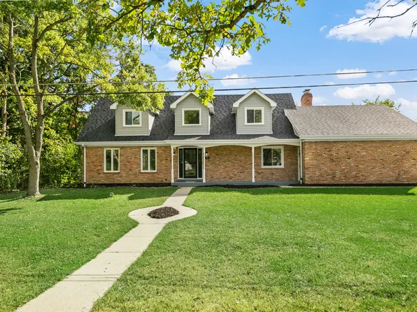 1535 W Norfolk Rd, Crete, IL 60417