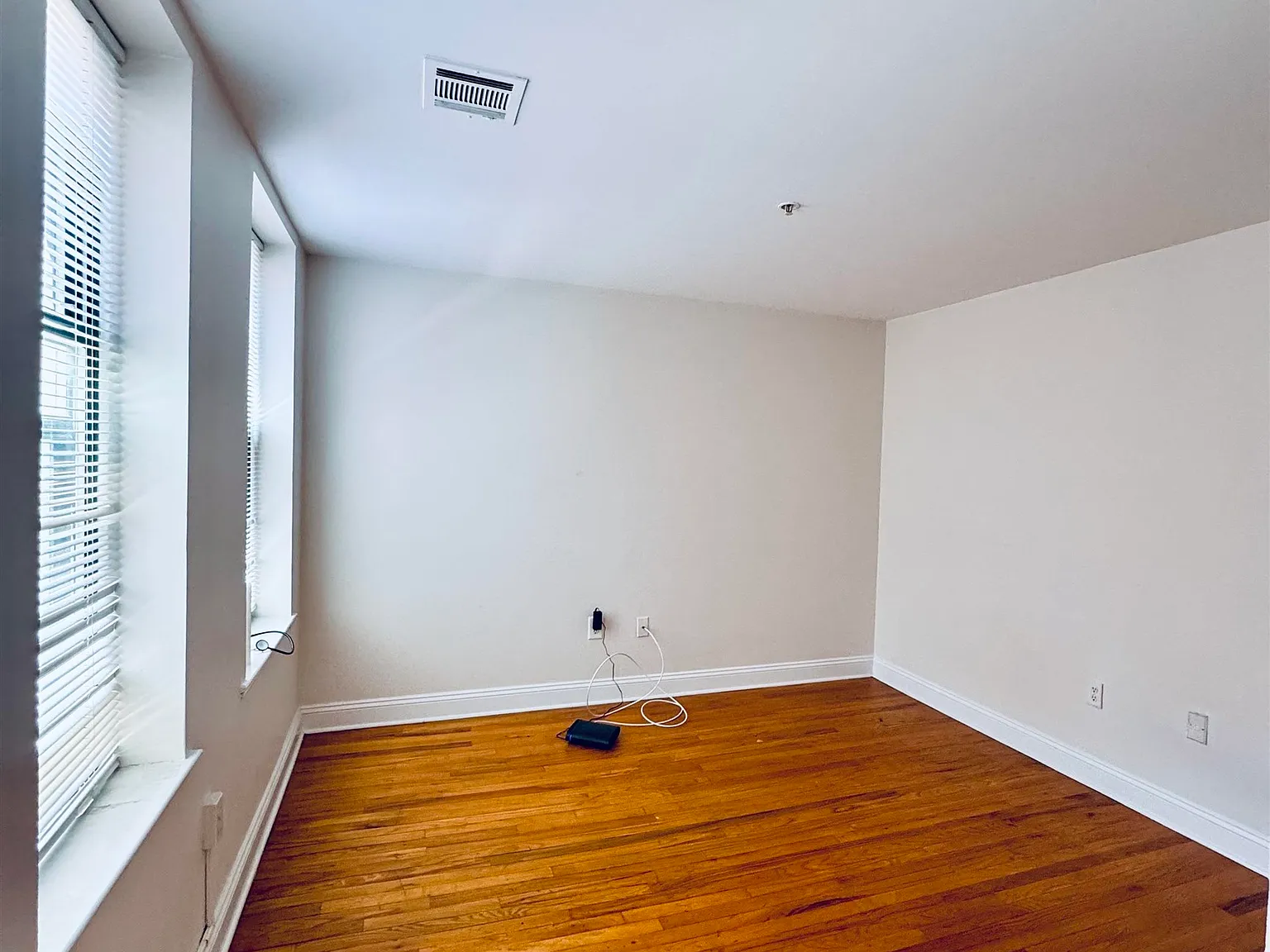 1 bed, 1.0 bath, 655 sqft, $1,795 — Photo 4