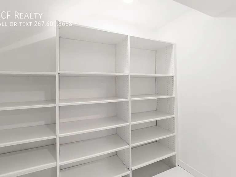 749 N 20th St #1 — Photo 19
