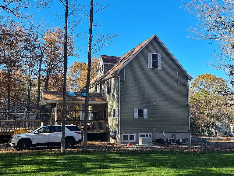 110 Stallion Dr — Photo 11