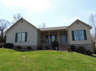 200 Lakeshore Rd, Bluff City, TN 37618