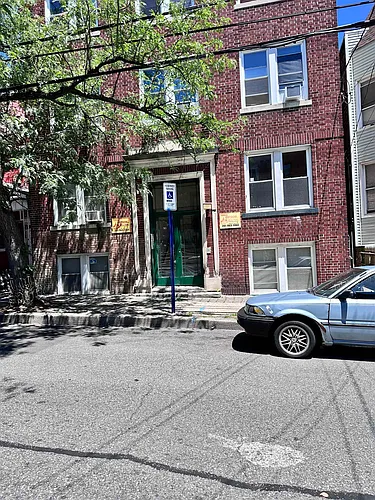 90 Harmon St #4 Photo 1