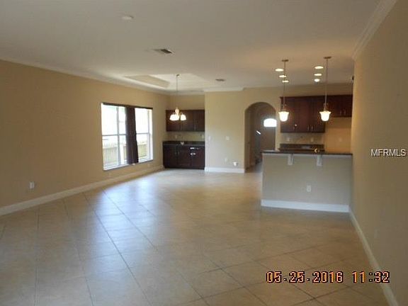 4th image of 6512 S Himes Ave