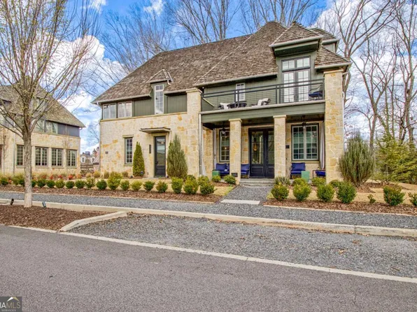 335 2nd St, Fayetteville, GA 30214