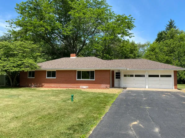 16615 E Augusta Dr, Augusta, MI 49012