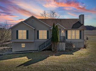 10240 Manor Rd NE, Minerva, OH 44657