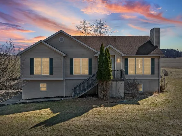 10240 Manor Rd NE, Minerva, OH 44657