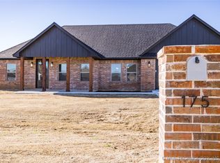 175 Maple Leaf Dr, Durant, OK 74701
