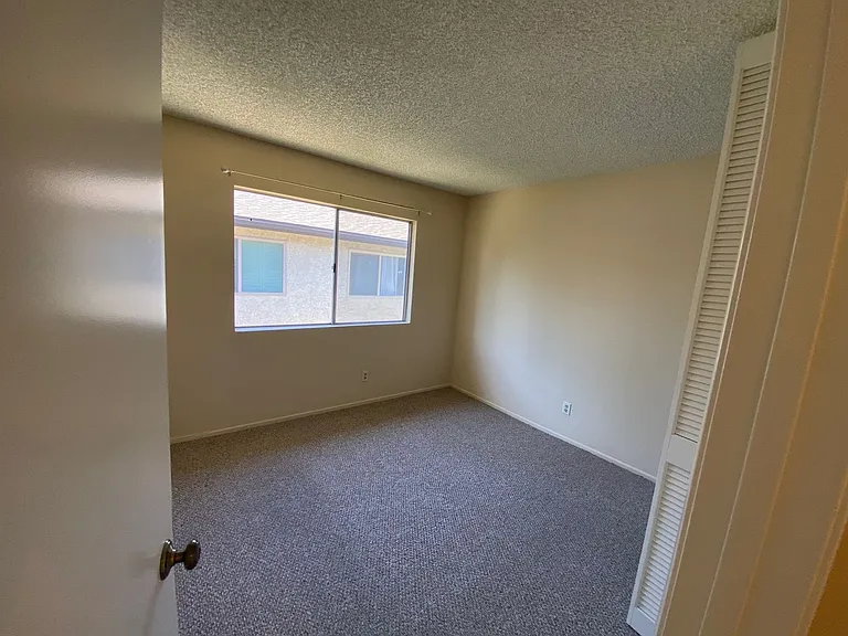 2059 Avenida Vista Delmonte #3 — Photo 10