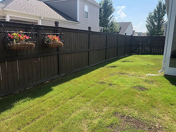 5th image of 1089 Kelly Creek Way