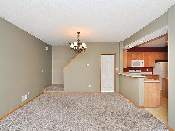 3rd image of 13915 52nd Ave N APT 1203