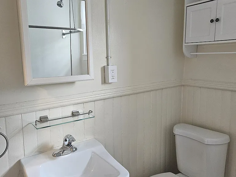 36-38 E Main St #4 — Photo 9