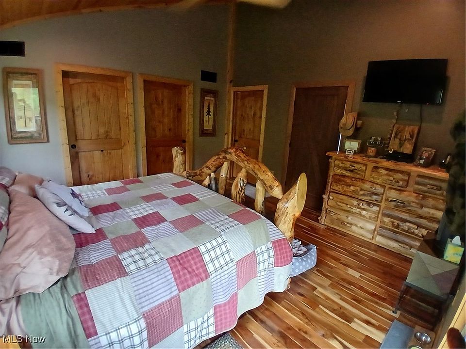 28th image of this home