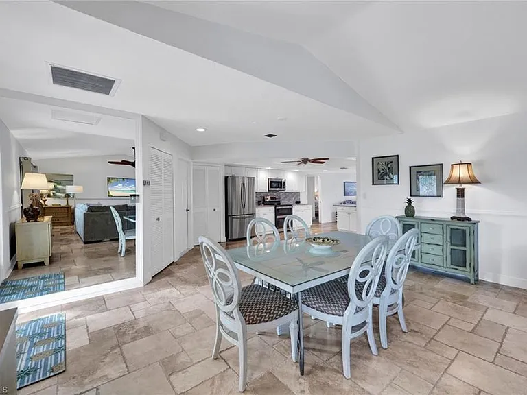 9940 Treasure Cay Ln — Photo 11