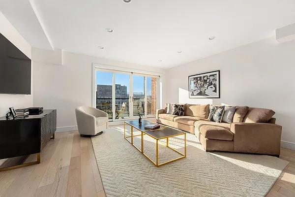 Sold by Compass | media 25