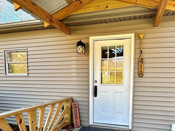 5th image of 418 Lake Haven Private Dr