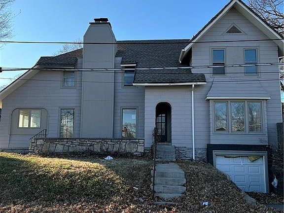 2nd image of 1800 Oakland Ave