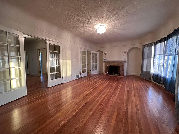2nd image of 2326 18th Ave #A