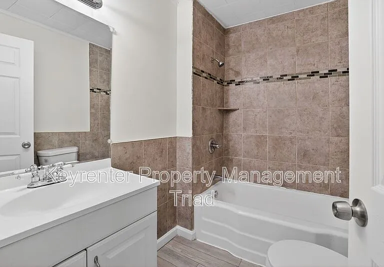 2405 Freeman Mill Rd — Photo 24
