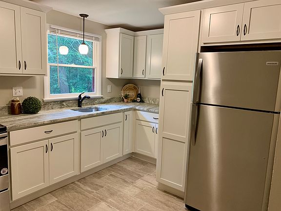 5th image of 62 Cisar Rd #4