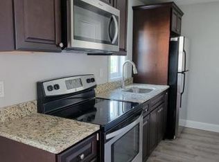 103 Hanover St, Fall River, MA 02720
