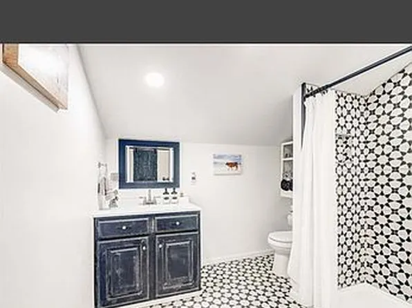1312 N Verne St, Rockport, TX 78382