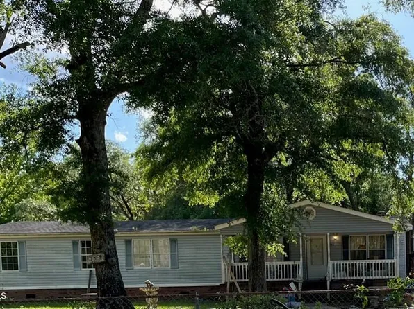 109 Seaview Road N, Wilmington, NC 28409