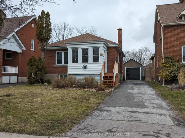 51 Dundas St, Kingston, ON K7L 1N4