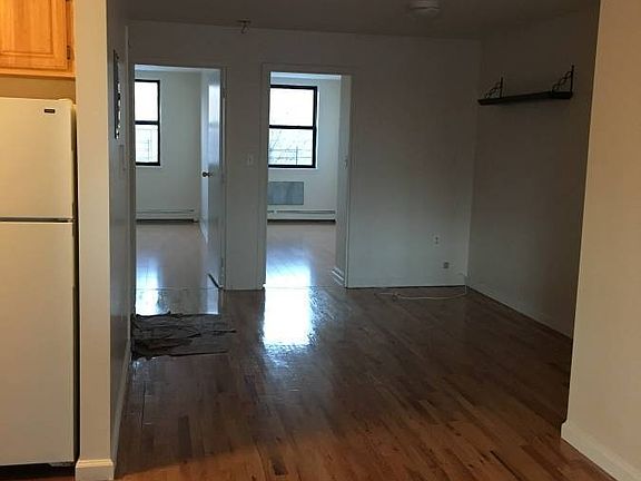 3rd image of 312 Hart St #3A